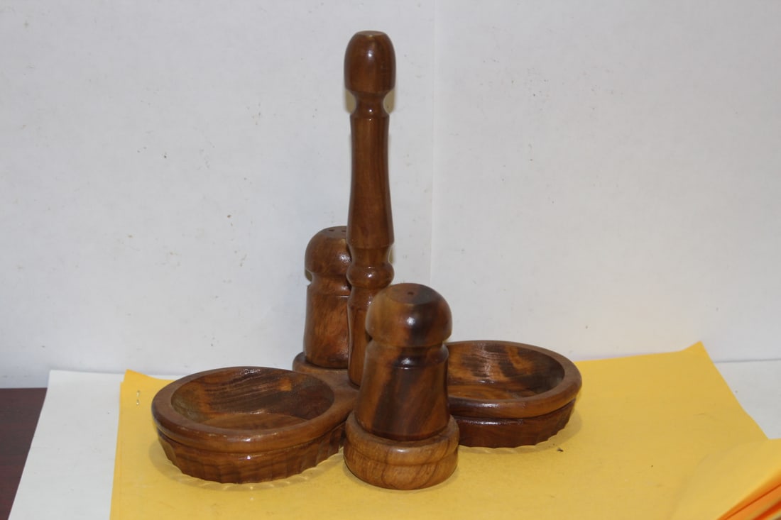 Wooden Salt and Pepper Shakers: with holder - 7 1/2" wide