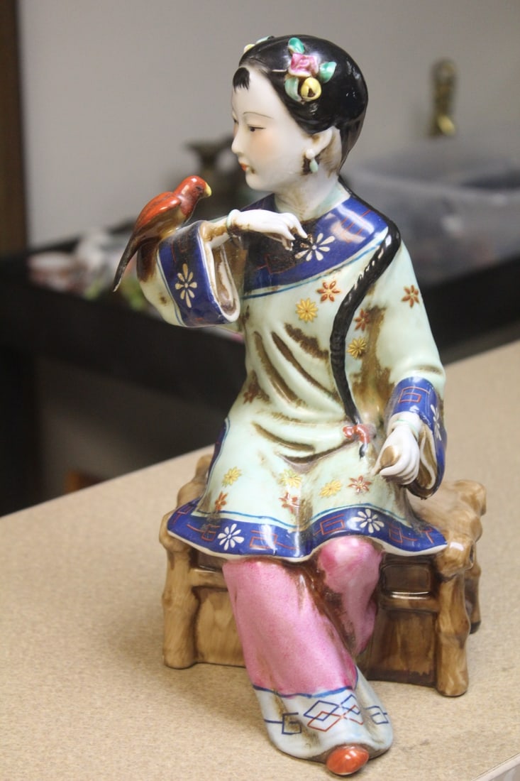 Chinese ceramic lady: 11 1/2" tall