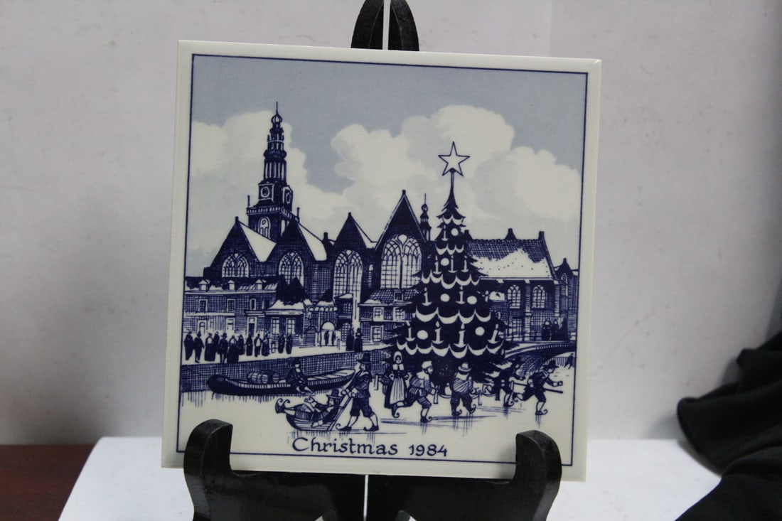 A Delft Tile - Christmas 1984 (1 of 5)