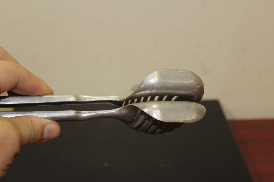 A Vintage Vegetable Slicer - 4