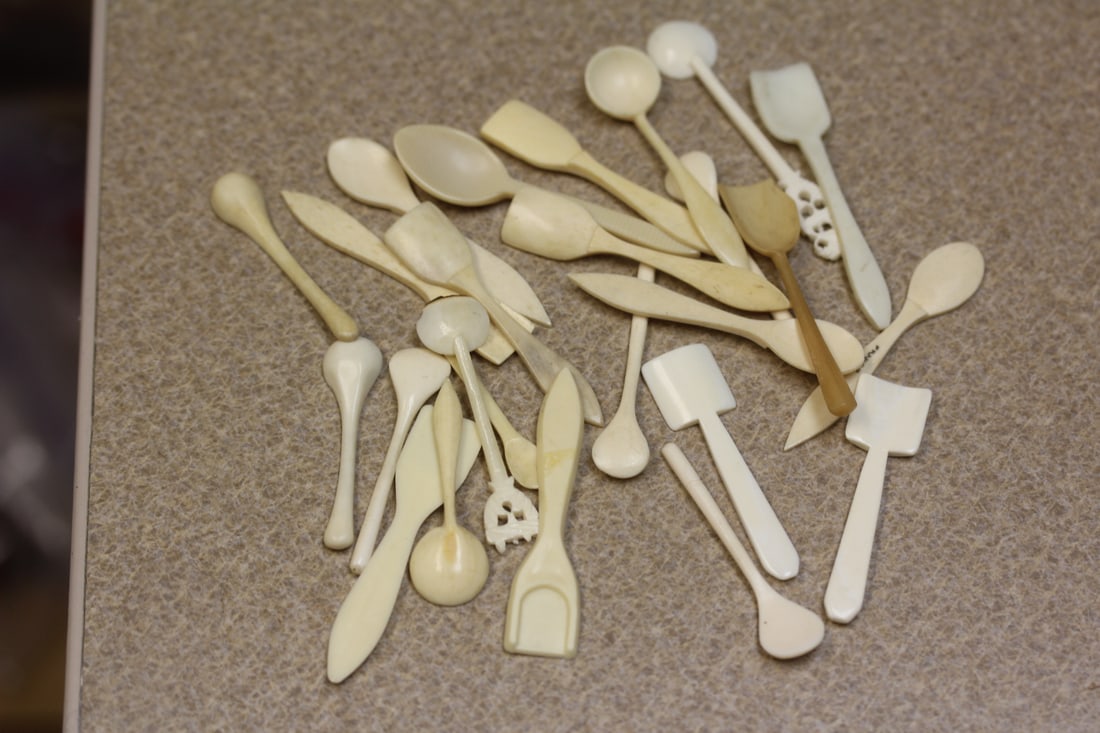 Scarce Lot of Small Bone Spoons: one mark France - total of 25 spoons