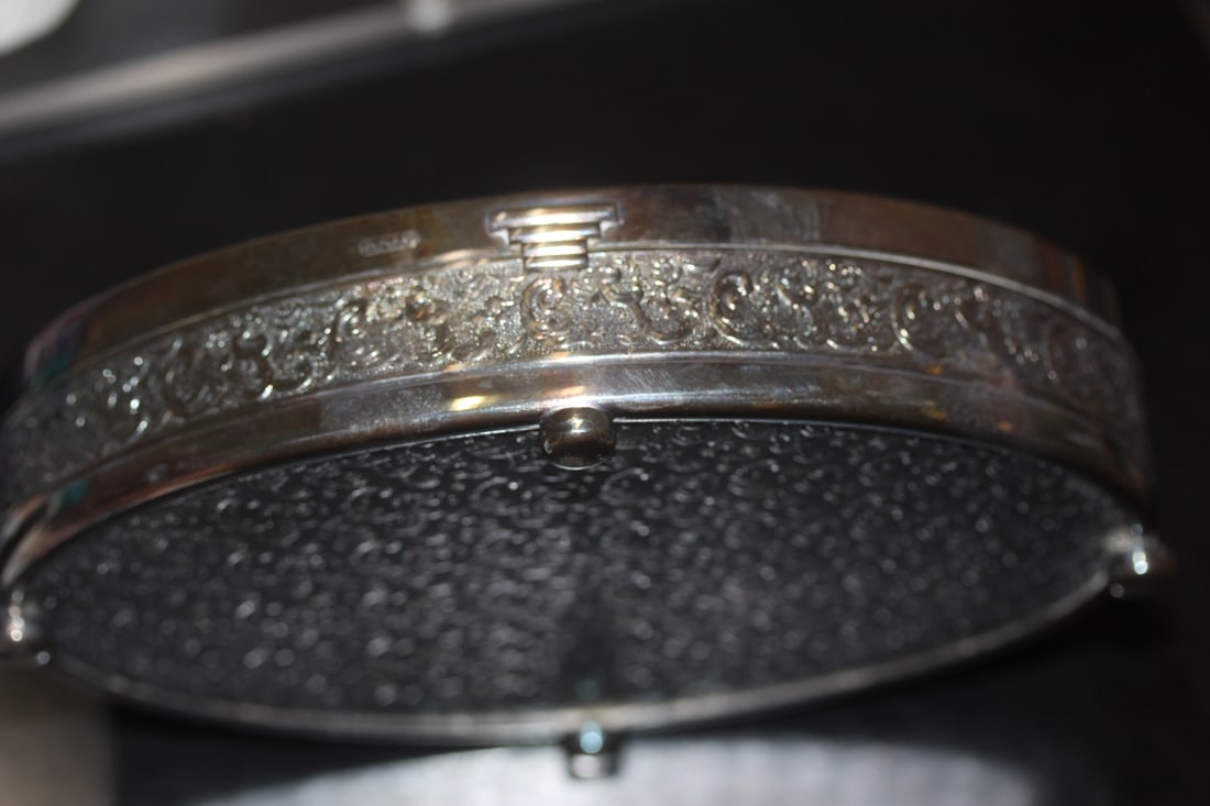 Zipla 90 Silverplated Repousse Box - 3