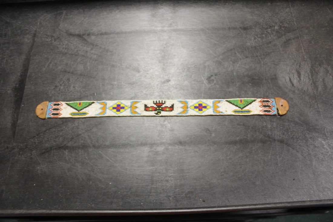 A Native American Small Belt: most likely Navajo - vintage to antique - please note: leather threshold torn as shown
