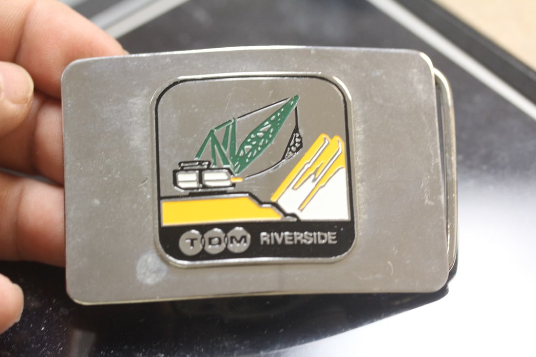Riverside Belt Buckle: as shown