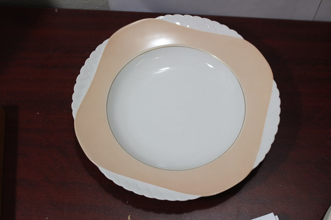 A Vintage Limoges Soup Bowl: 9 /8" across