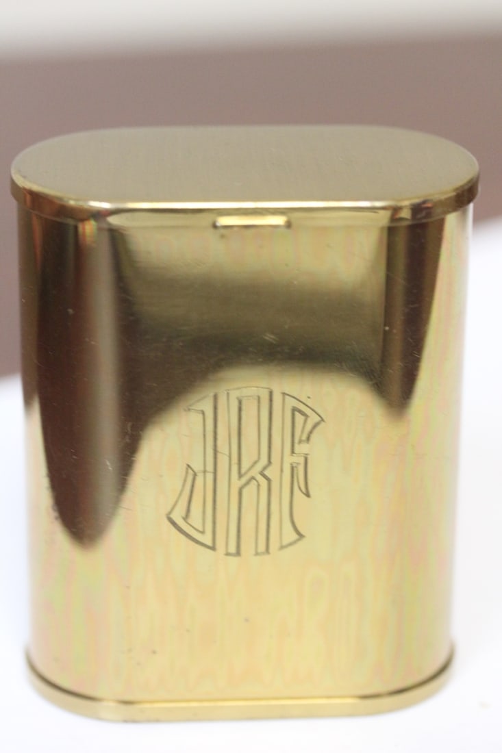 A Henriette Coin Holder?: monogrammed - 2 7/8" tall
