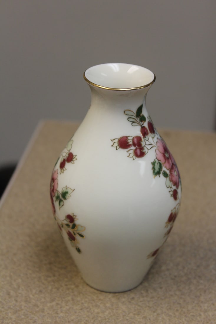 Zsolnay Vase - 4