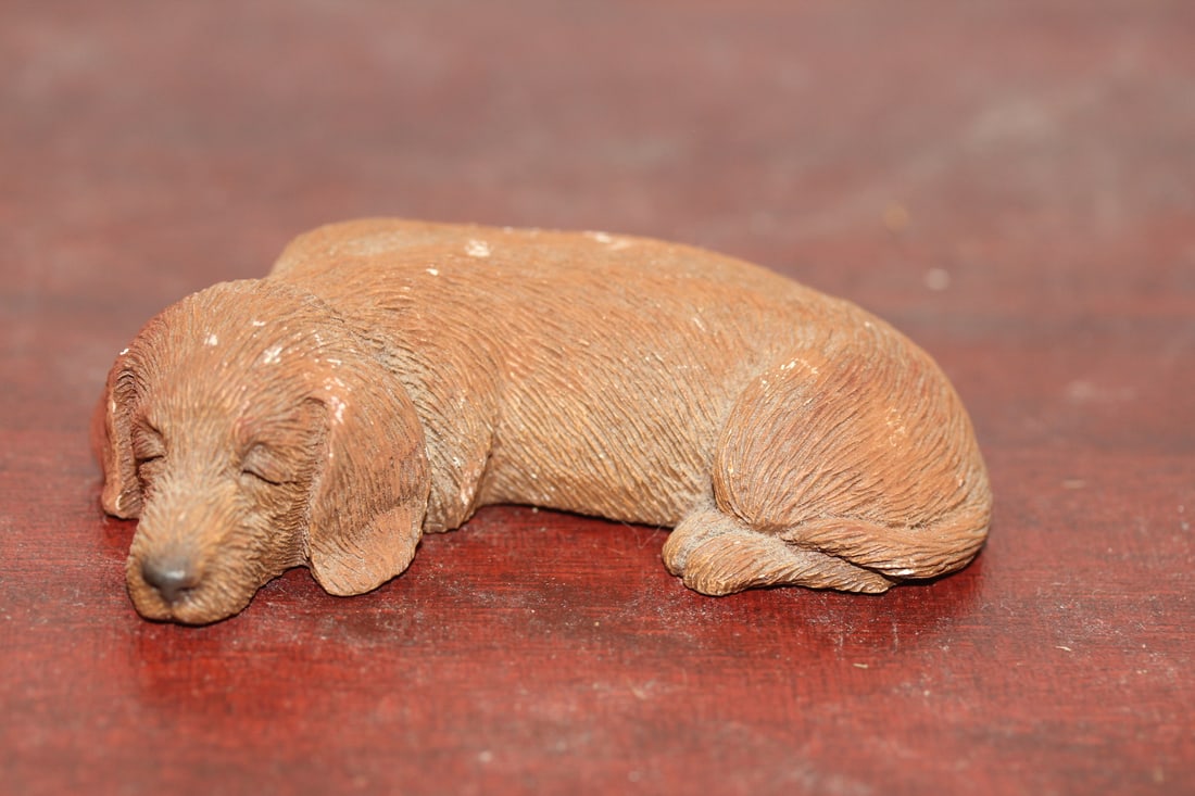 A Composite Material Sandicast Dog (1 of 6)