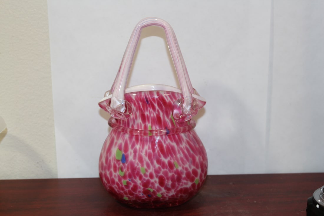 An Artglass Basket: 9" tall