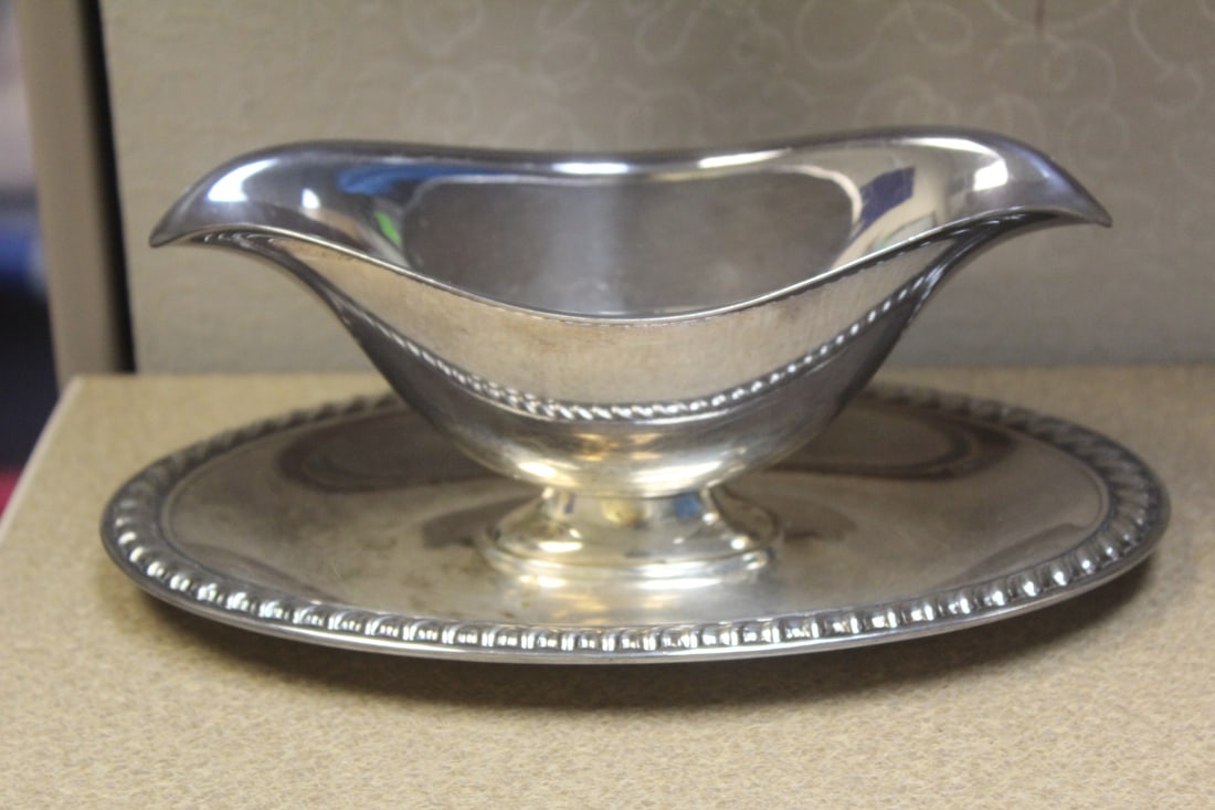 Silverplate Gravey Bowl: 8 3/8" across