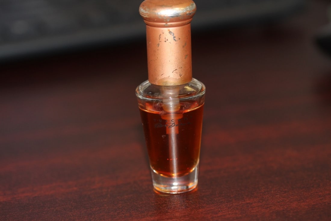 A Tuscany Perfume Spray Bottle: with perfume