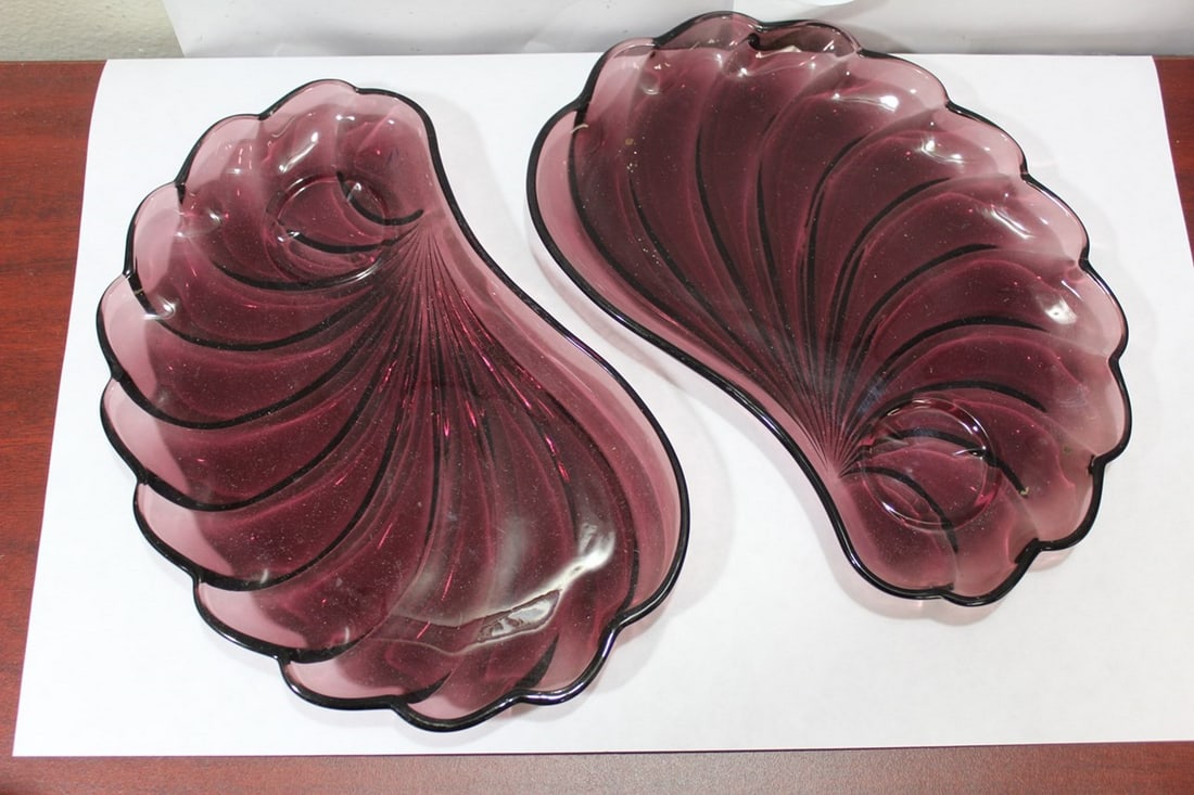 Set of Two Shell Form Amethyst Glass Plate: 10" across