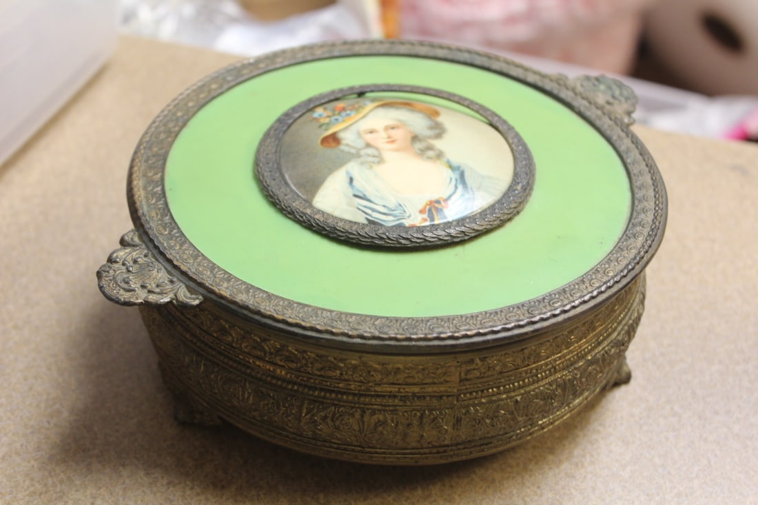 Divided Glass and Metal Box: probably 1940's to 1950's - 6 7/8" in diameter without the handle