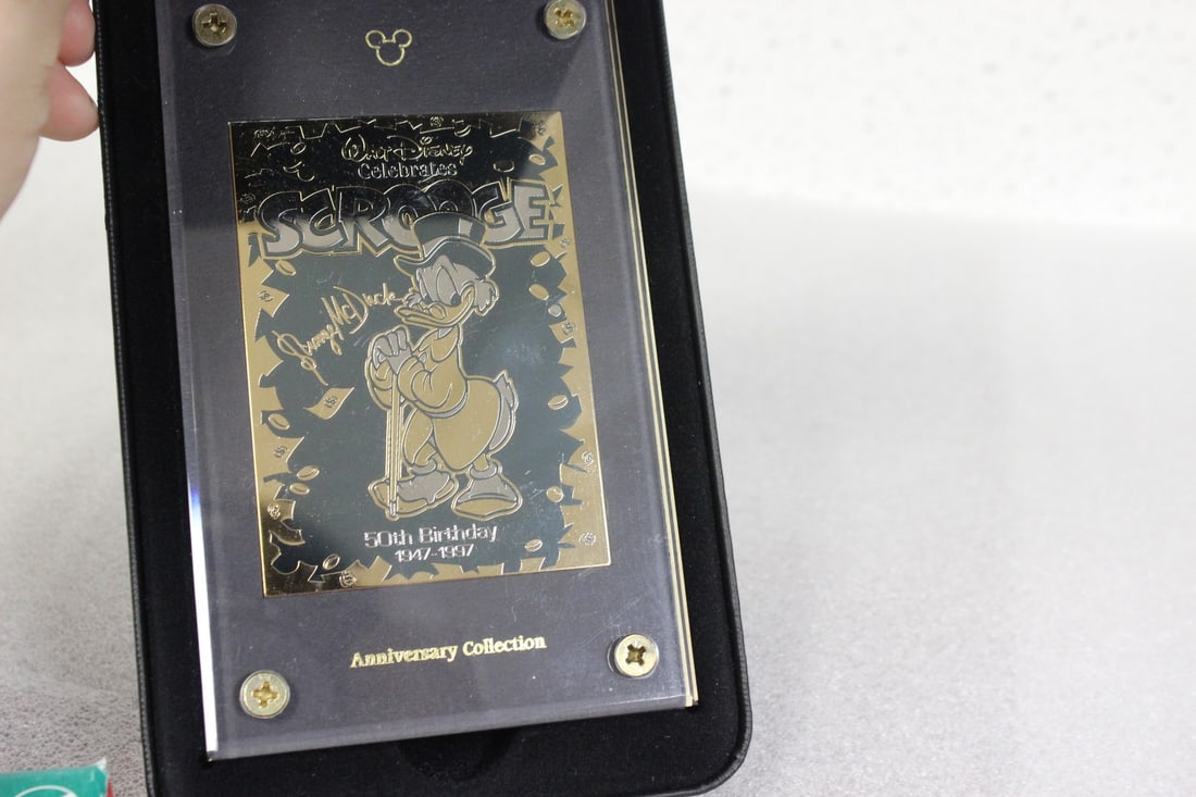 Walt Disney Celebrates Scrooge Gold Collectible: 24Kt Gold card in case - Rare