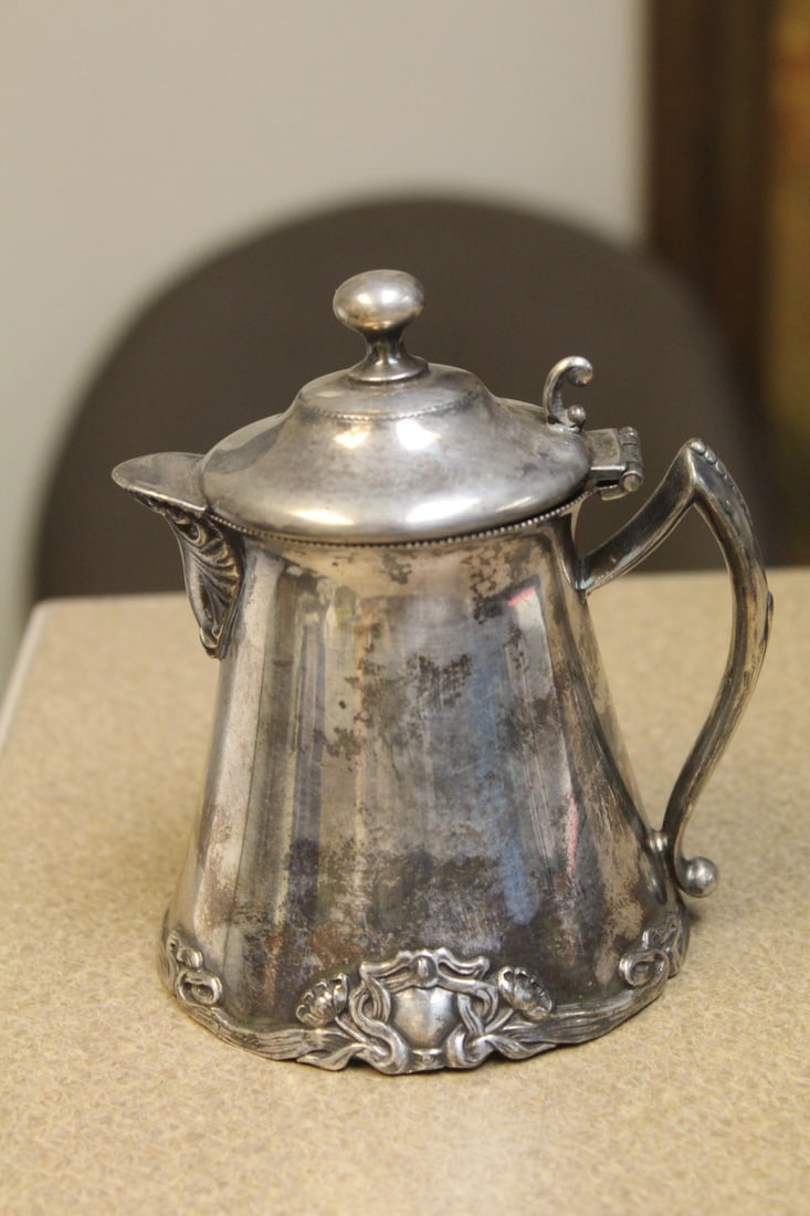 Silverplate Creamer: 4 3/4" tall