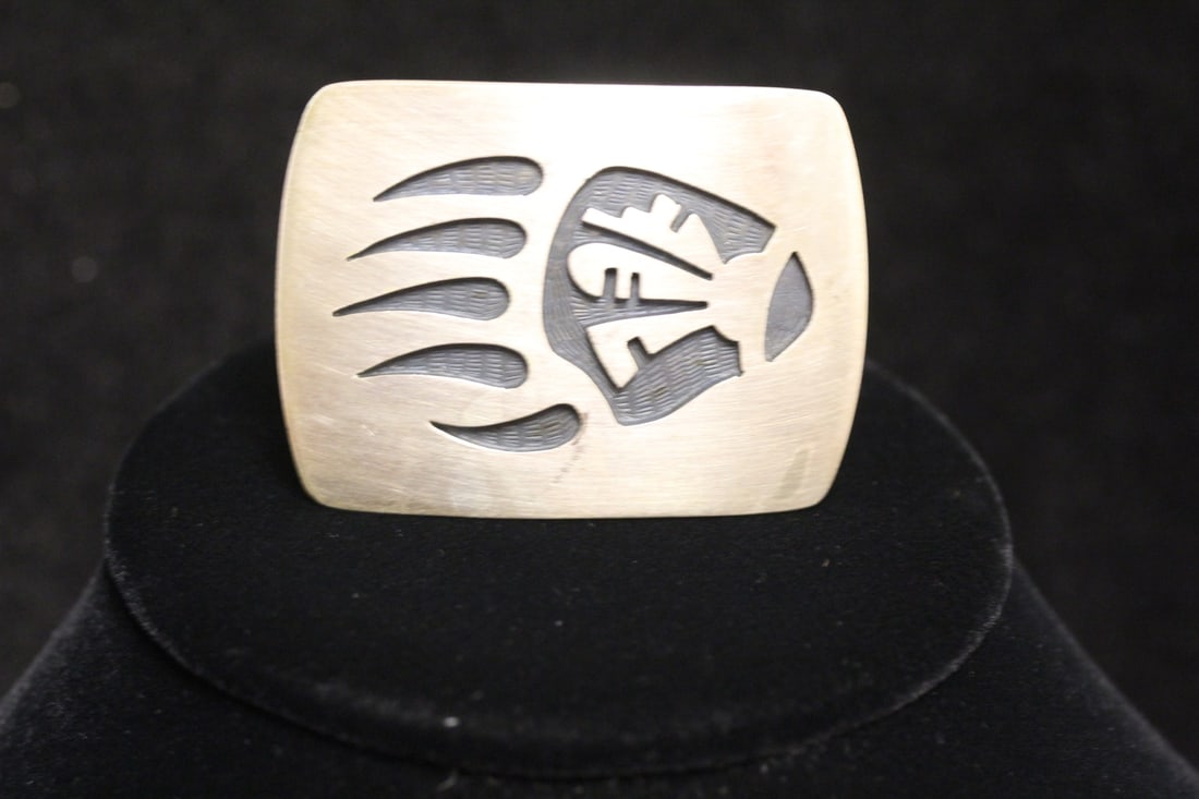 Native American Hopi Bear Paw Sterling Belt Buckle: vintage - marked sterling - 2 inches long