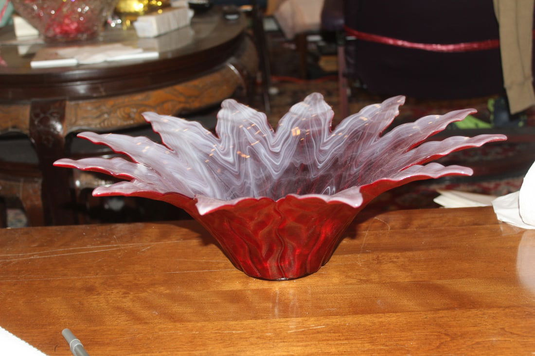 Large Murano Leaf Bowl: 19" in diameter and 6" tall