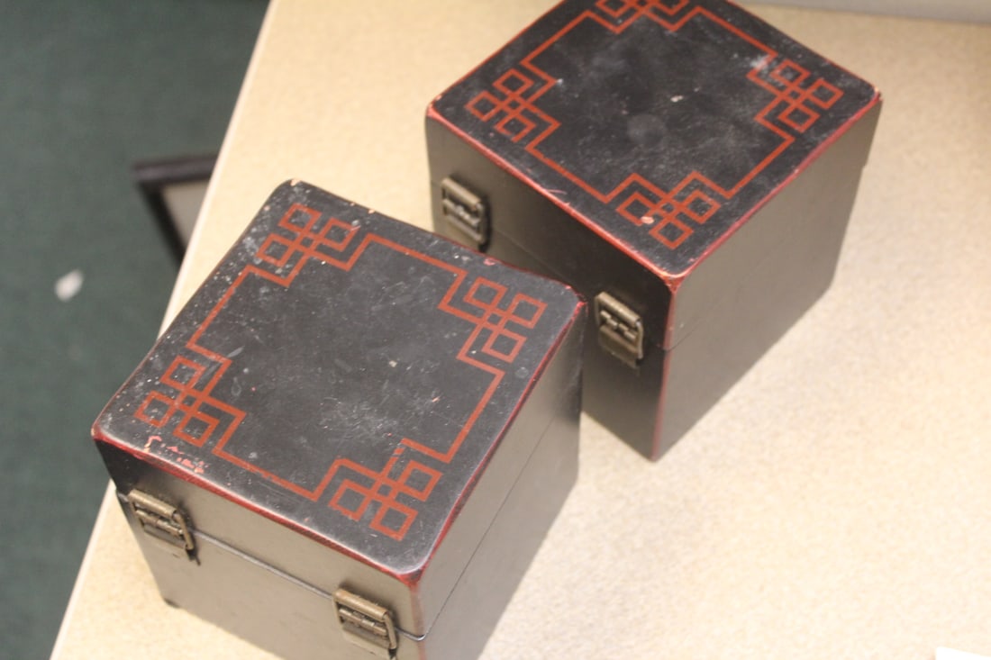 Pair Oriental Box - 3