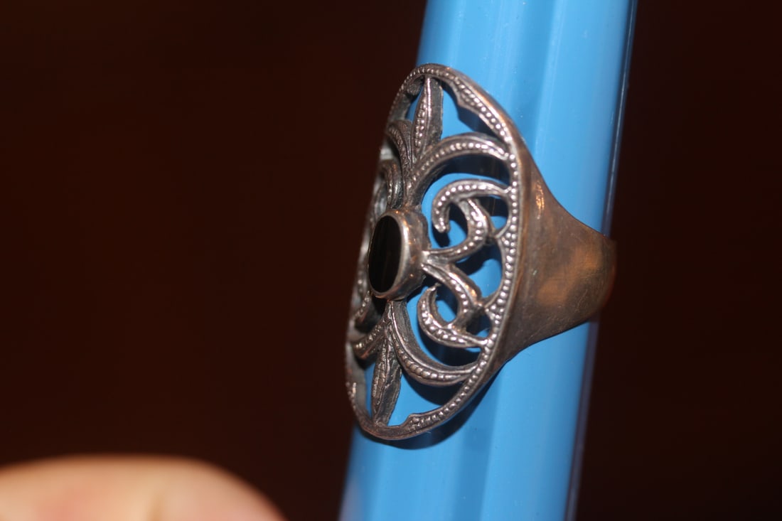 Vintage Onyx Ring - 5