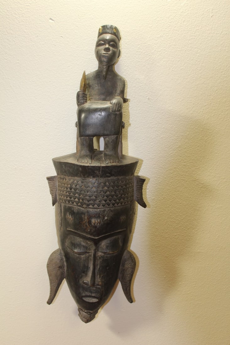 An African Mask: please note: chips and cracks - 26" long