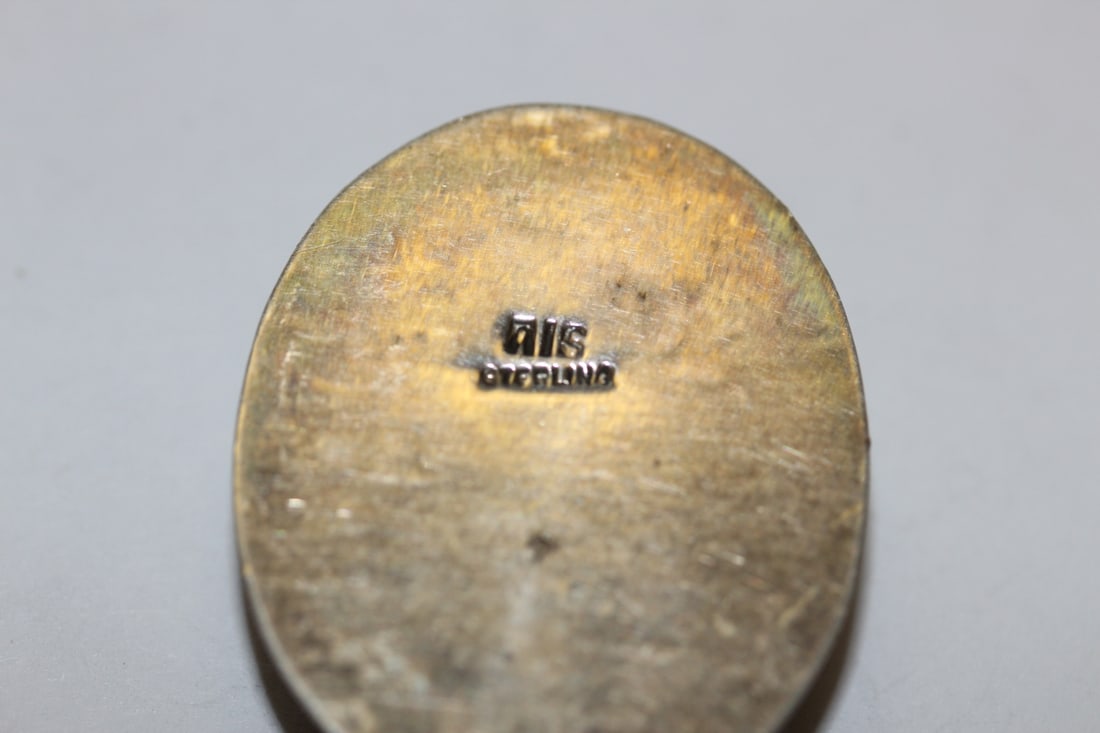 A Marked Pendant - 4