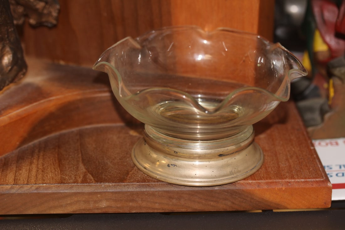 Wallace Sterling Rim Glass Bowl: 5 1/4" in diameter