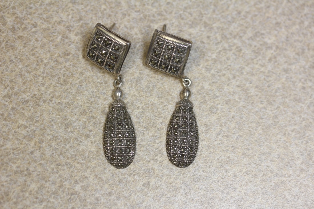 Sterling Marcasite Pair of Earrings: dangle style - vintage