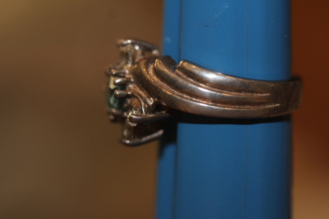 Sterling and Gem Stone Ring - 3