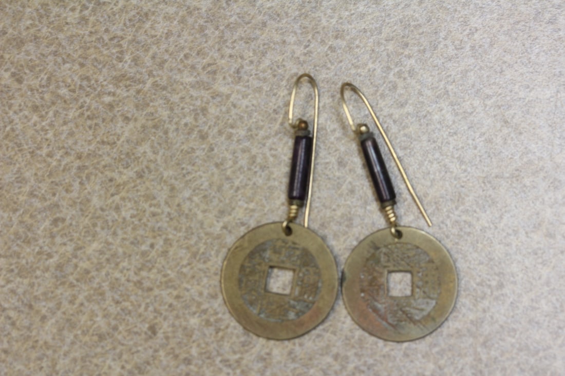 Antique/Vintage Chinese Coin Earrings: as shown