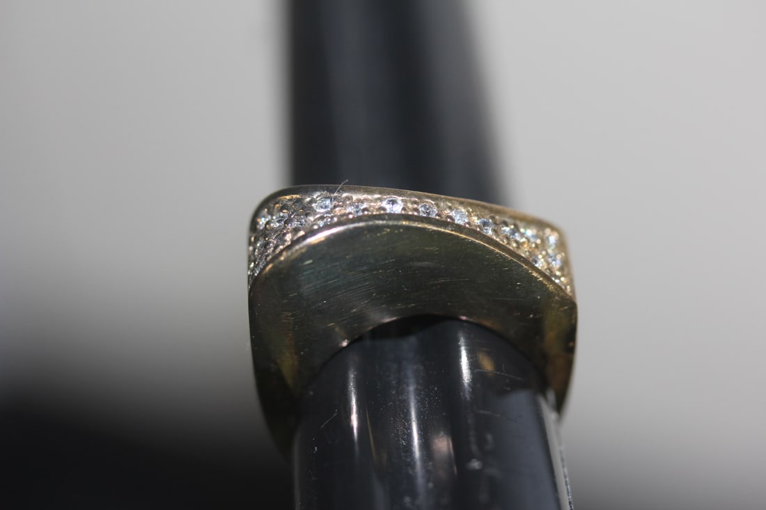 Retro Design Sterling Ring - 2