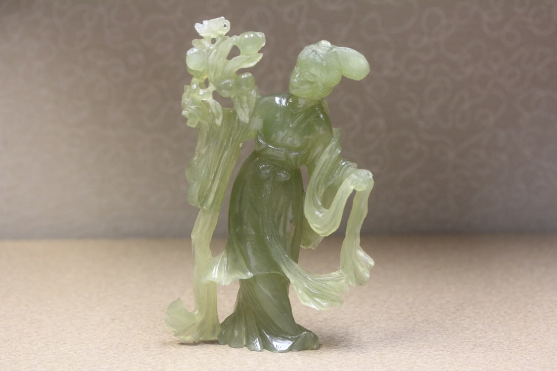 Chinese Jade Lady: please note: chip, minor roughness or loss - 7" tall