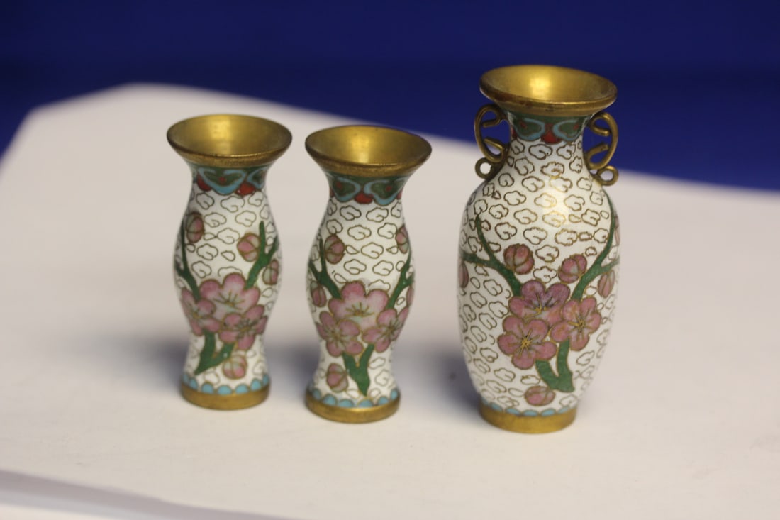 Lot of 3 Chinese Miniature Cloisonne Vases: tallest= 2 3/4"