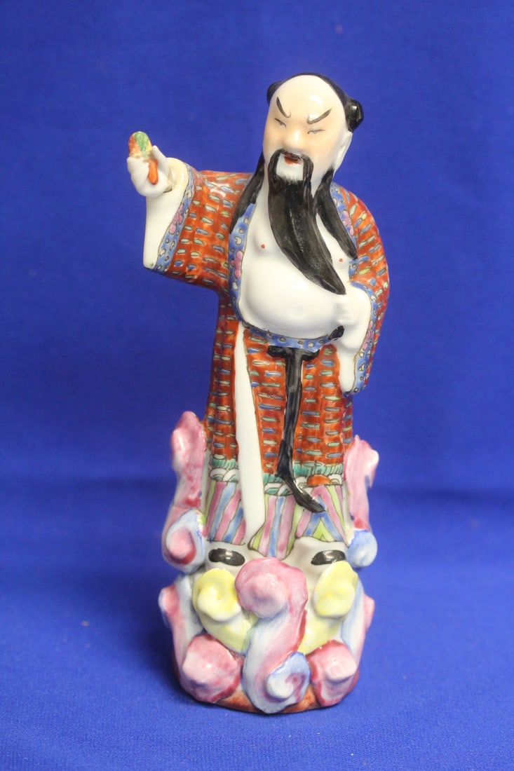 Vintage Chinese Porcelain Figure (1 of 7)