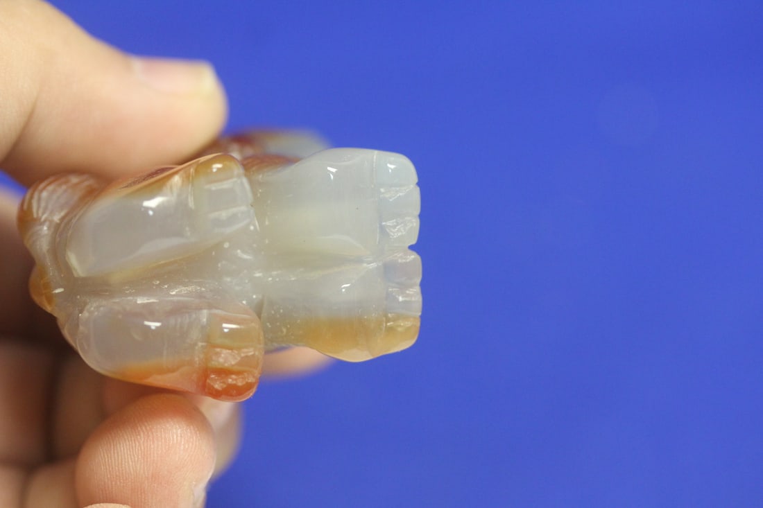 Agate Snuff Bottle - 5