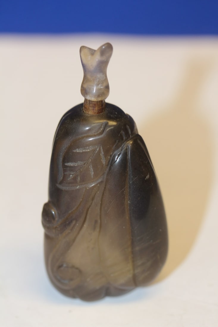 Quartz Snuff Bottle - 2