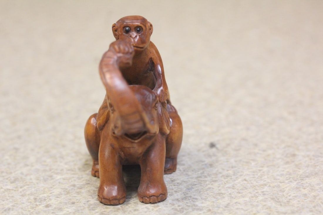 Signed Japanese Netsuke - 2