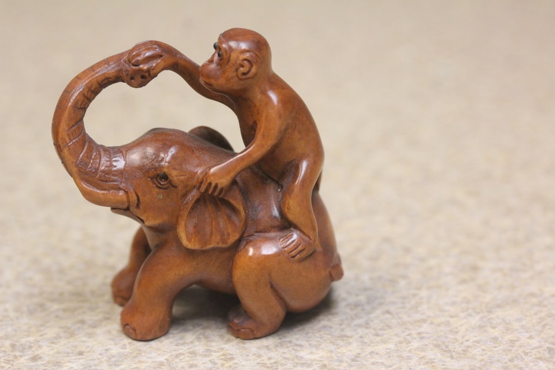 Signed Japanese Netsuke - 3