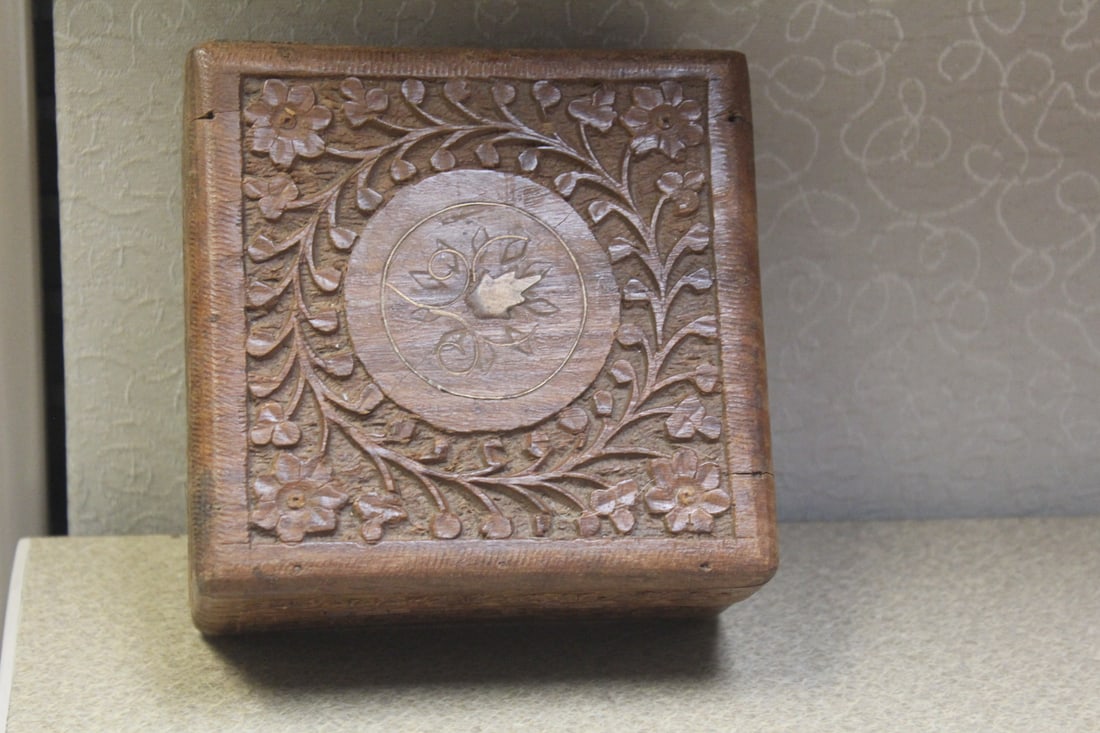 Carved Asian Cedar Wood Box: 5 inches square