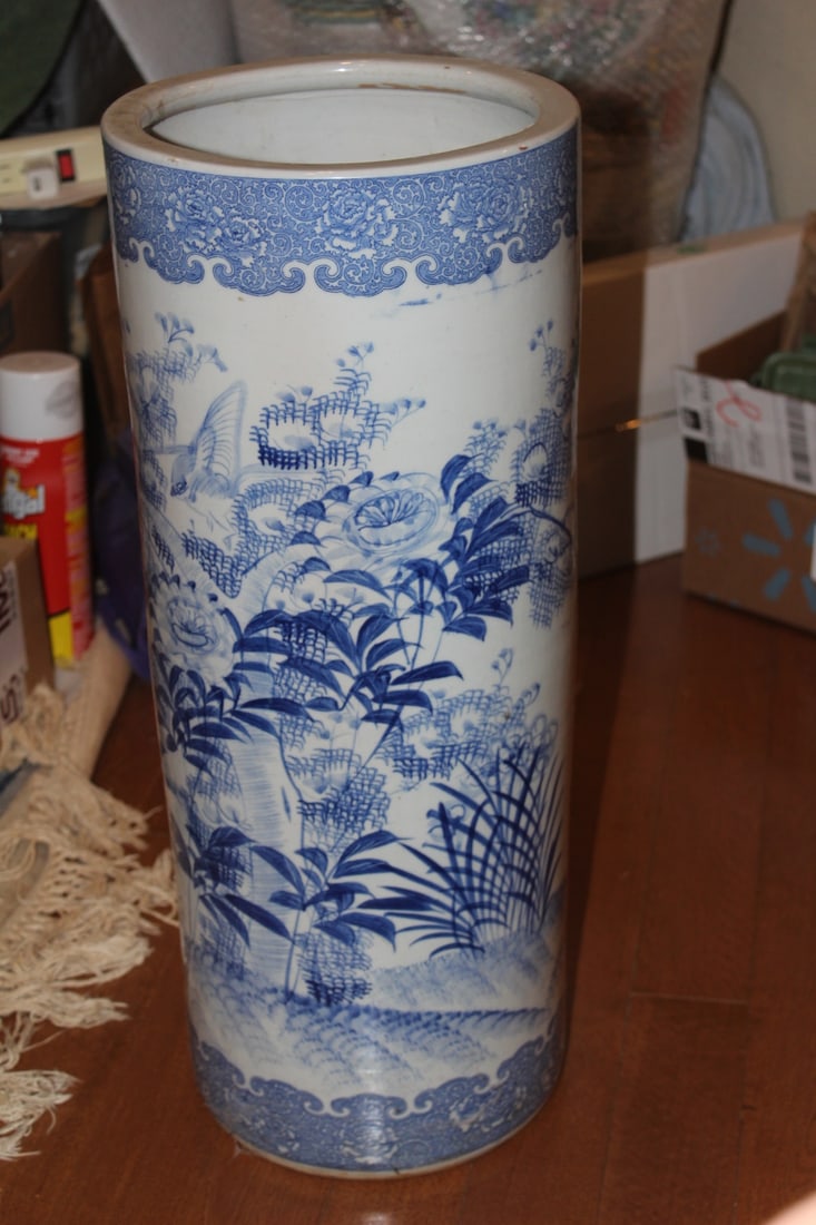 Blue and White Umbrella Stand: antique/vintage - Chinese or Japanese - 24" tall