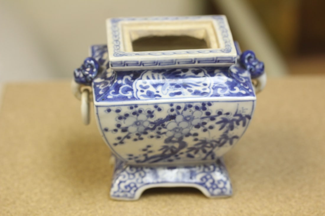 Antique Japanese Ceramic Sensor: blue and white - 19th century - artist signed - most likely Arita/Hirado type - please note: no lid - 3 5/8" tall