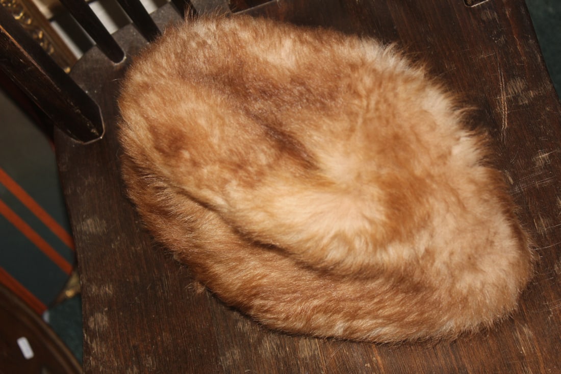 Fur Hat: as shown