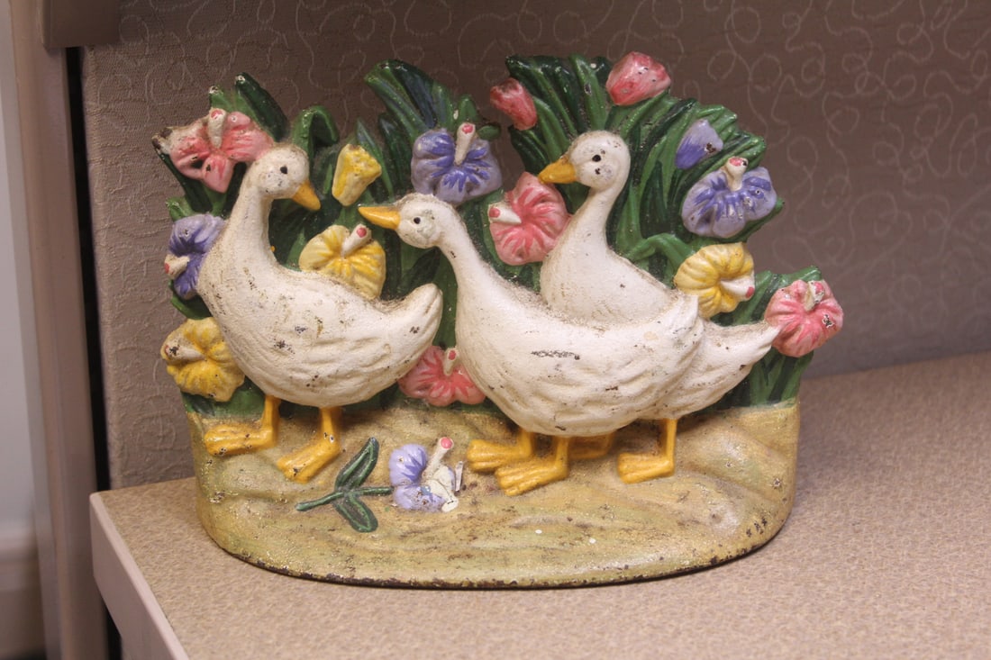 Vintage Cast Iron Door Stopper (1 of 4)