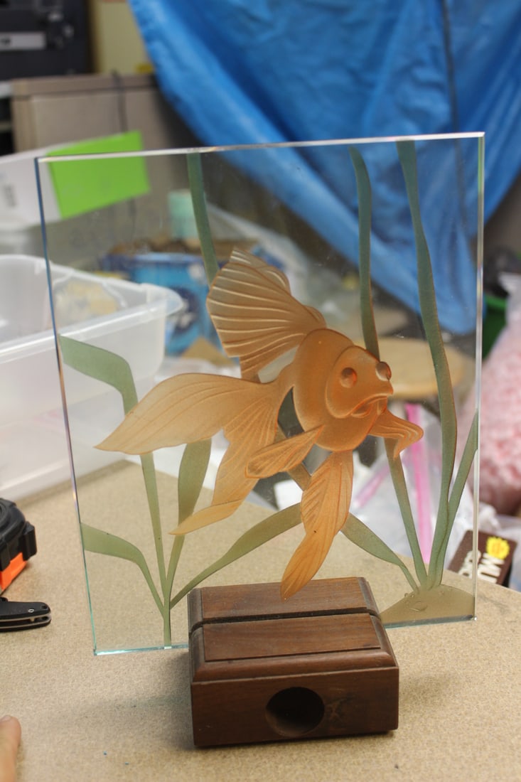 Signed Ann Booth Art Glass Sculpture: limited edition - overall 11 1/4" tall