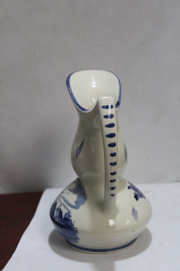 A Delft Ewer - 4