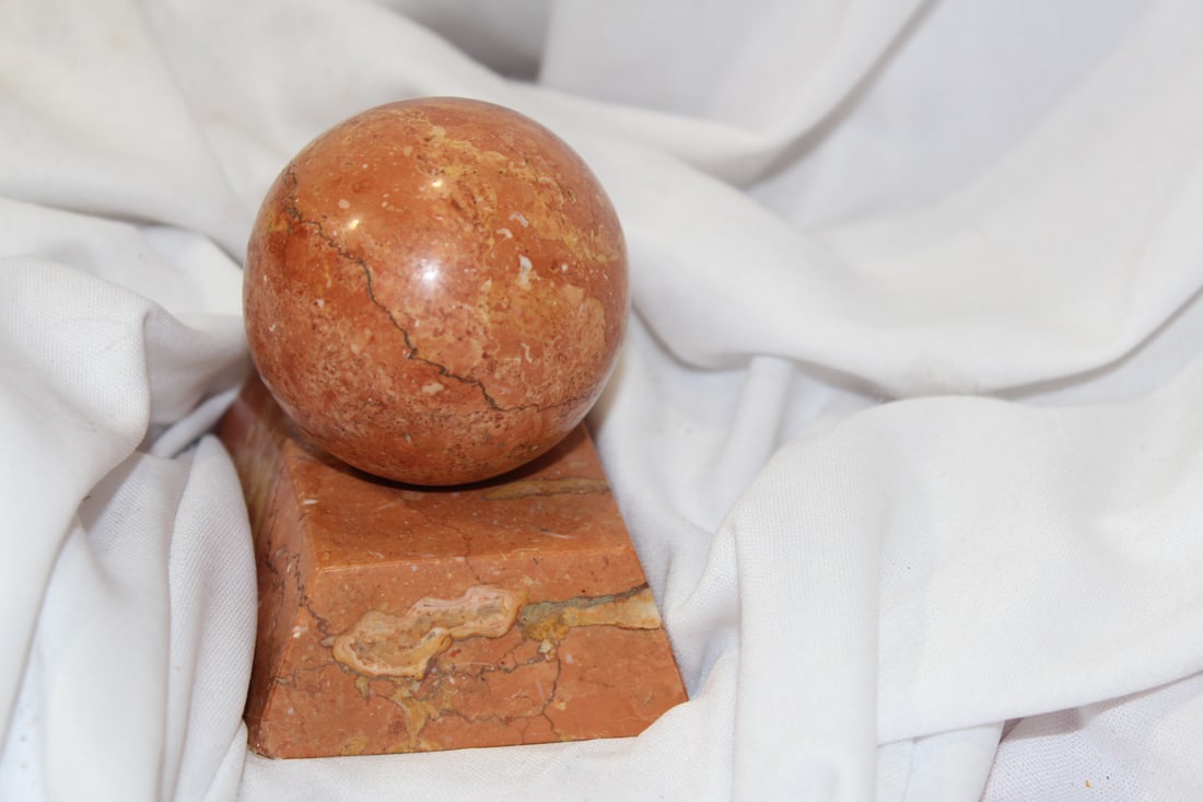 A Gemstone Egg on Stand - 3