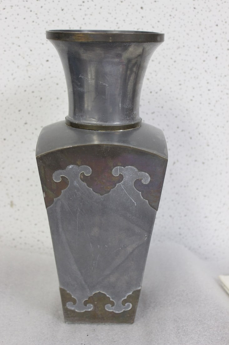 A Chinese Pewter Vase (1 of 9)