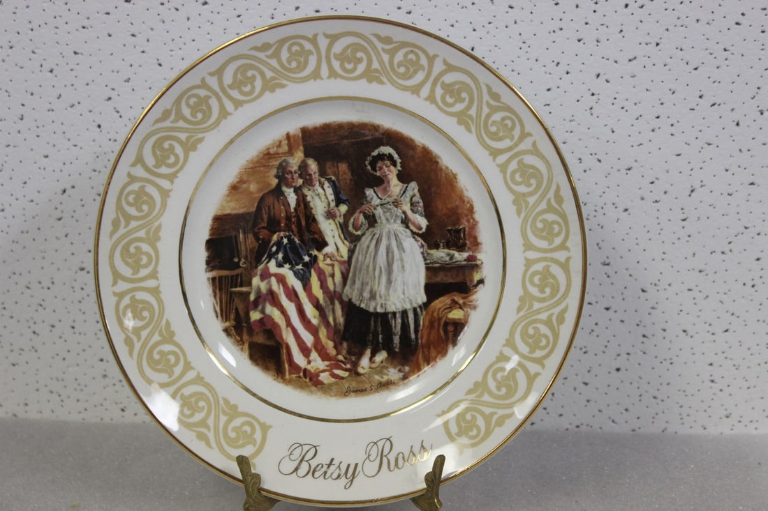 An Avon Collector's Plate: 9" in diameter