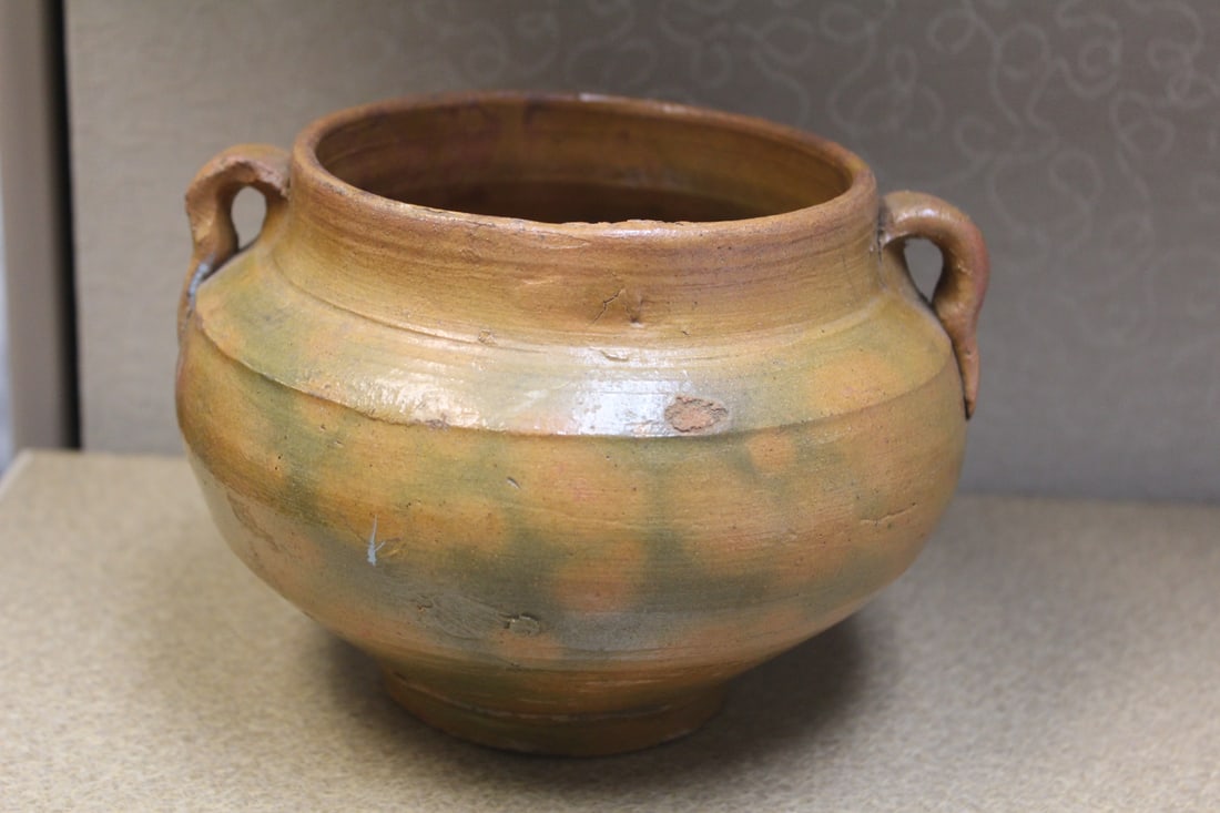 Two Handle Pottery Pot (1 of 6)