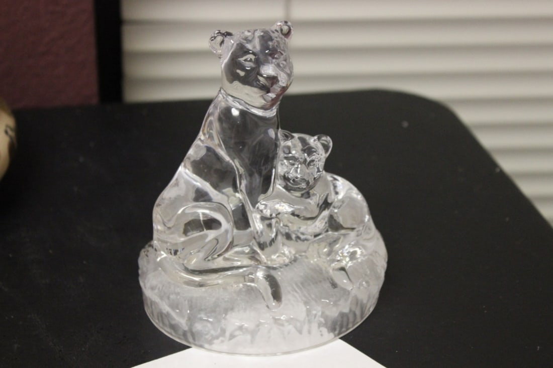 A Crystal Tiger Group - 7