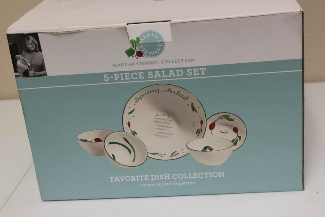 Martha Stewart Collection - Large 5 pcs Salad Set: Huge Bowl= 12 1/4" x 5"; 4 Smaller Salad Bowls= 6 1/2" x 3 1/4"